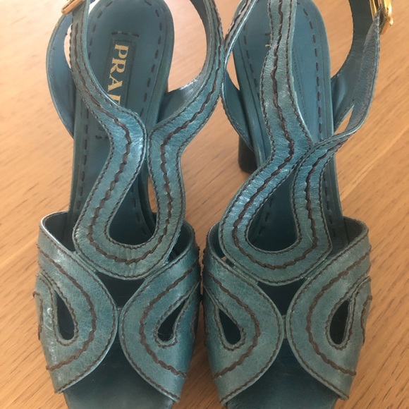 Prada shoes - Picture 1 of 4